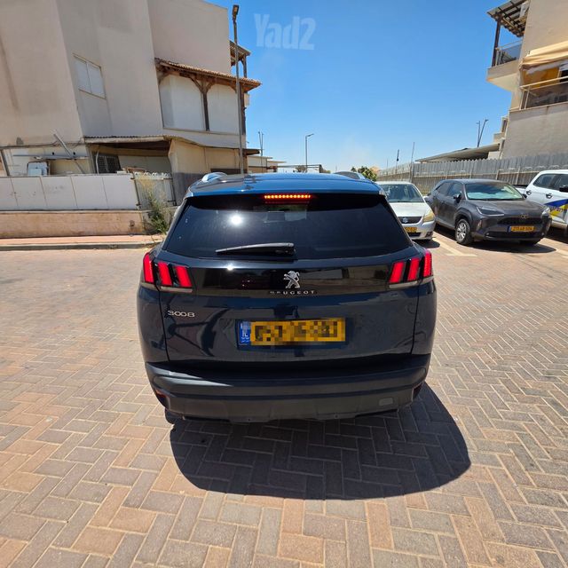 פיג'ו 3008