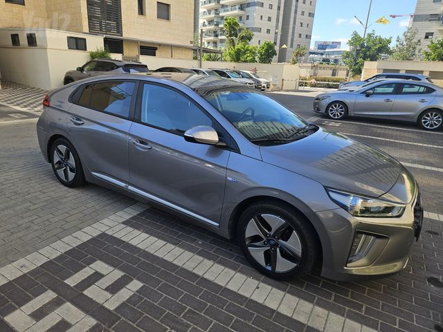 מודעת רכב יונדאי איוניק