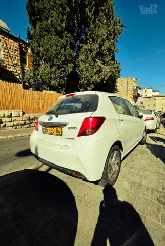 טויוטה יאריס