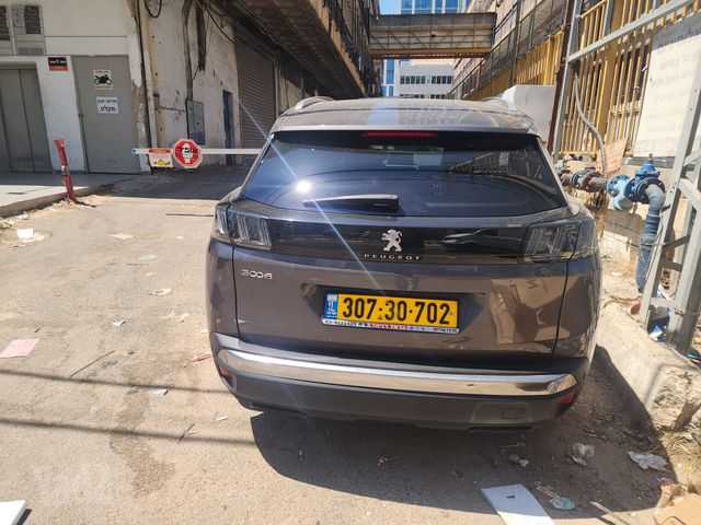 פיג'ו 3008