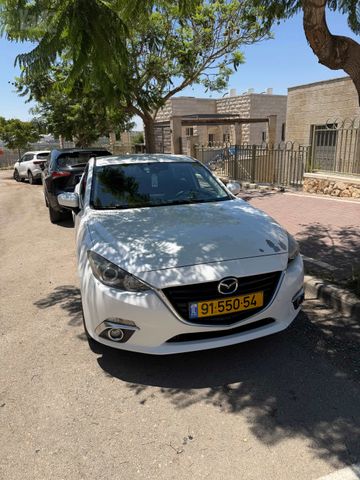 מאזדה 3