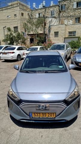 יונדאי איוניק