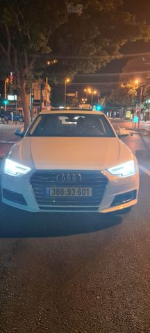 אאודי A4