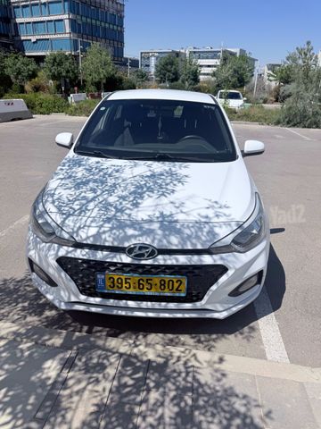 מודעת רכב יונדאי i20