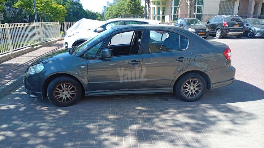 סוזוקי SX4