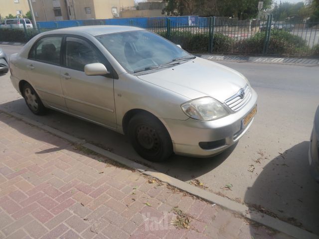 מודעת רכב טויוטה קורולה