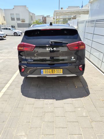 קיה נירו