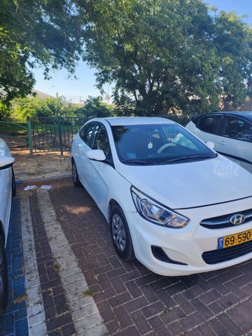 יונדאי אקסנט i25
