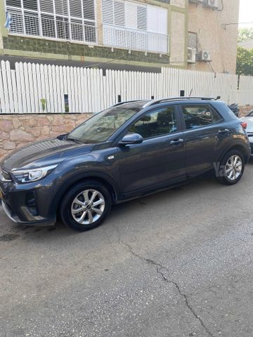 קיה סטוניק