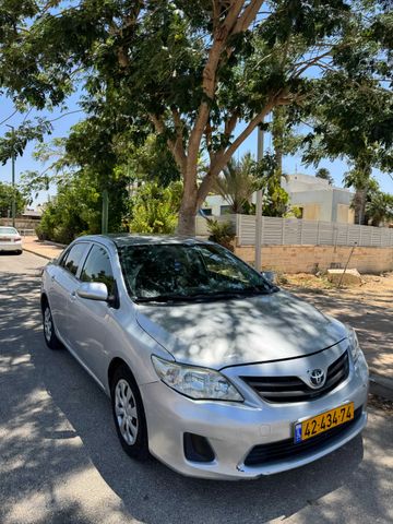 טויוטה קורולה