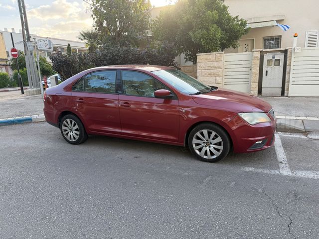 סיאט טולדו
