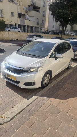 מודעת רכב הונדה ג'אז