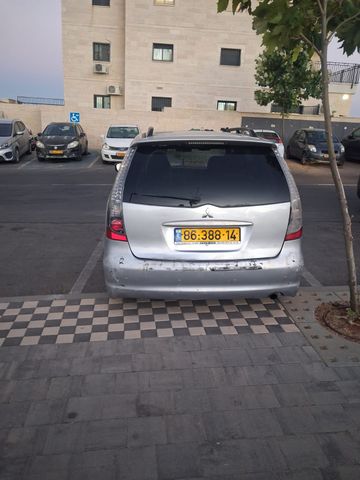 מיצובישי גרנדיס