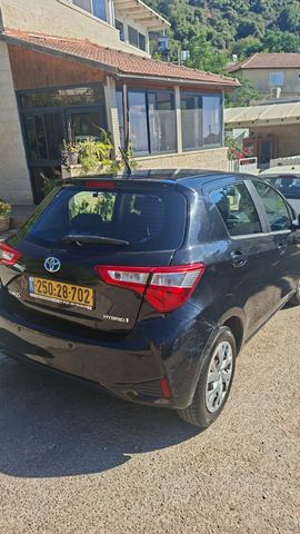 מודעת רכב טויוטה יאריס