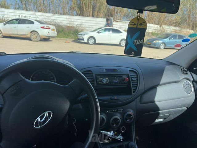 יונדאי i10