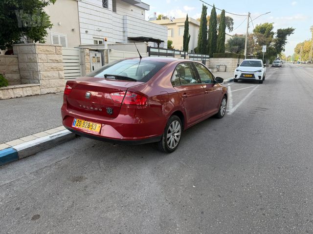 סיאט טולדו