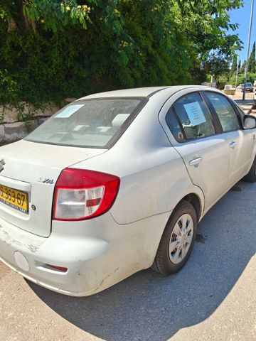 סוזוקי SX4