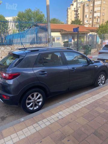 קיה סטוניק