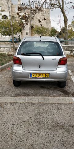 טויוטה יאריס