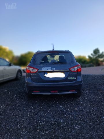 סוזוקי קרוסאובר