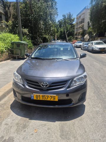 טויוטה קורולה