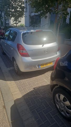 יונדאי i20