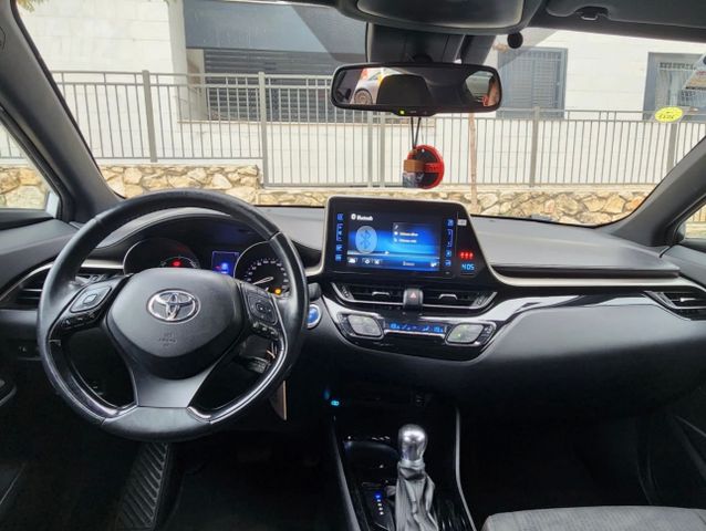 טויוטה C-HR