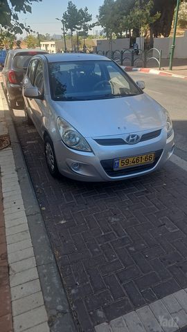 יונדאי i20