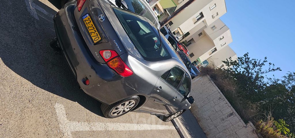 טויוטה קורולה