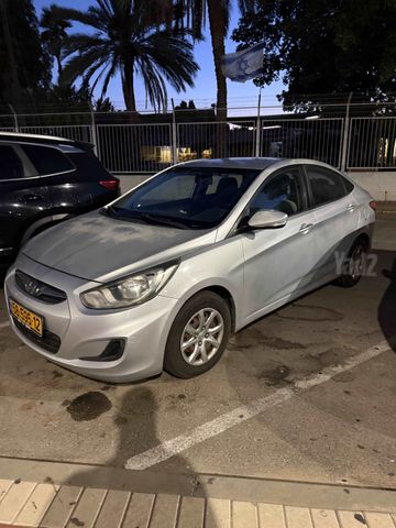 יונדאי אקסנט i25