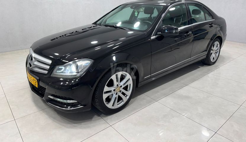 מרצדס-בנץ C-class