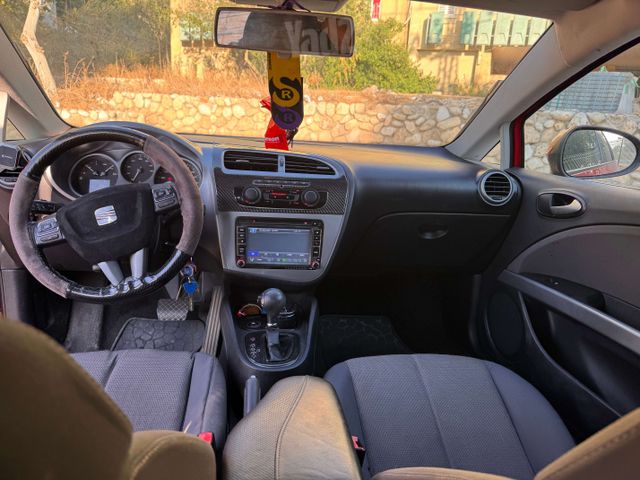 סיאט לאון