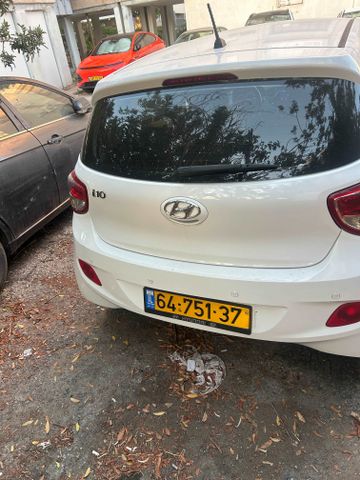 יונדאי i10