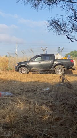 מיצובישי טרייטון / L200