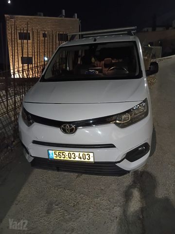 טויוטה פרואייס סיטי