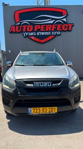איסוזו די-מקס