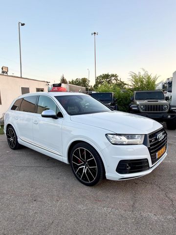 מודעת רכב אאודי SQ7 1