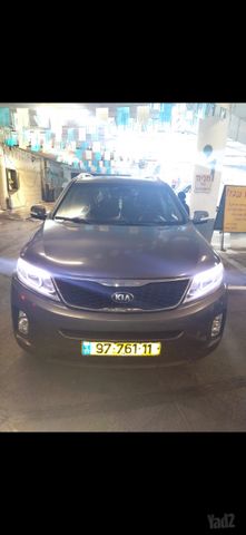 קיה סורנטו