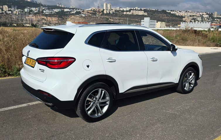 אם ג'י EHS PHEV