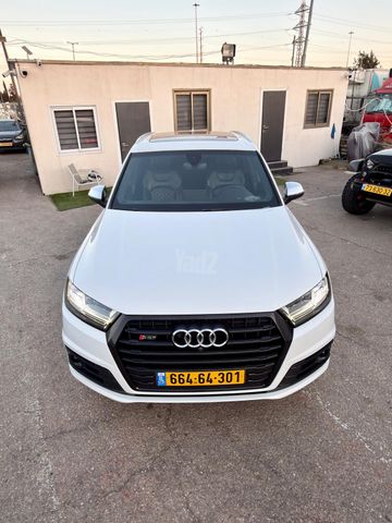 מודעת רכב אאודי SQ7