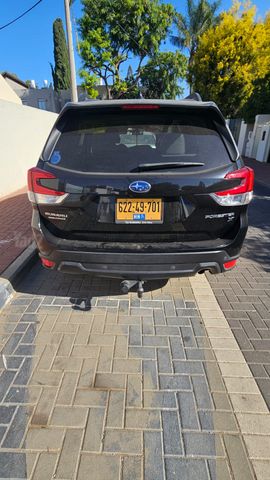 סובארו פורסטר