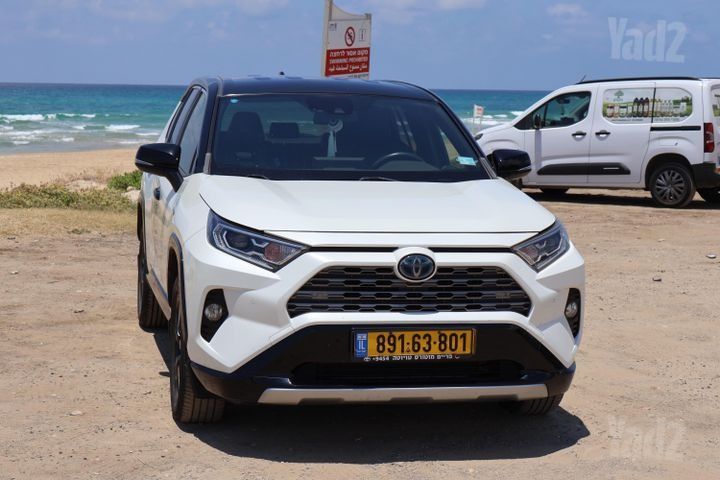 טויוטה RAV4