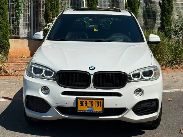 ב מ וו X5