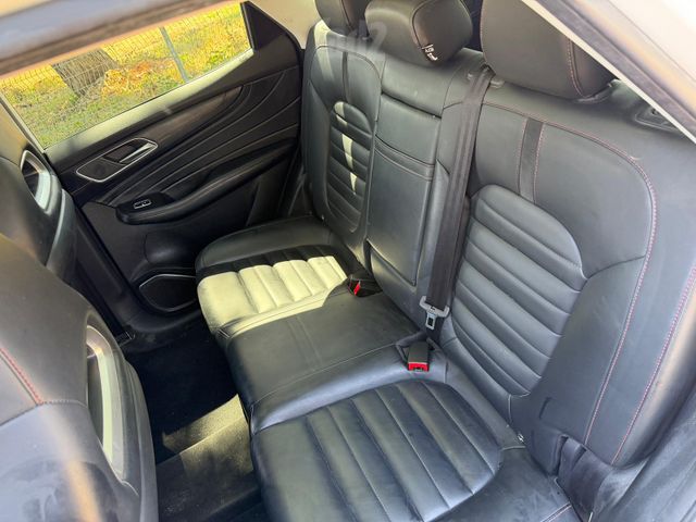 אם ג'י EHS PHEV