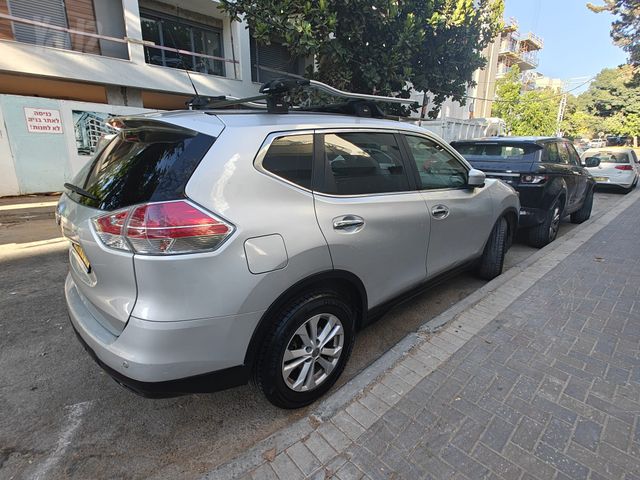 ניסאן אקס טרייל