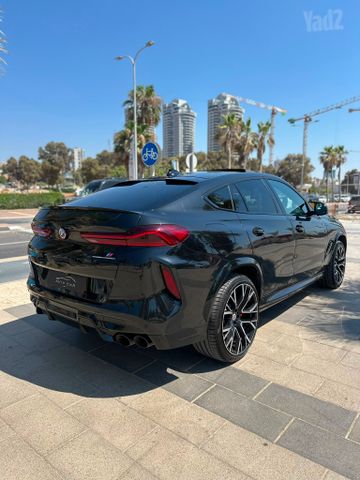 ב מ וו X6 M