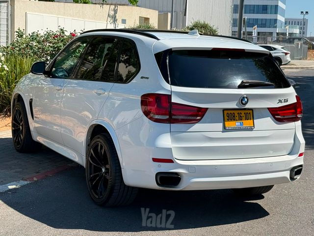 ב מ וו X5