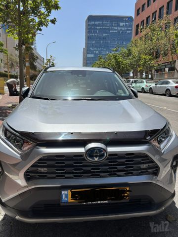 טויוטה RAV4