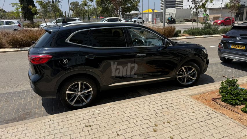 אם ג'י EHS PHEV