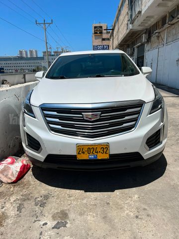 קאדילק XT5